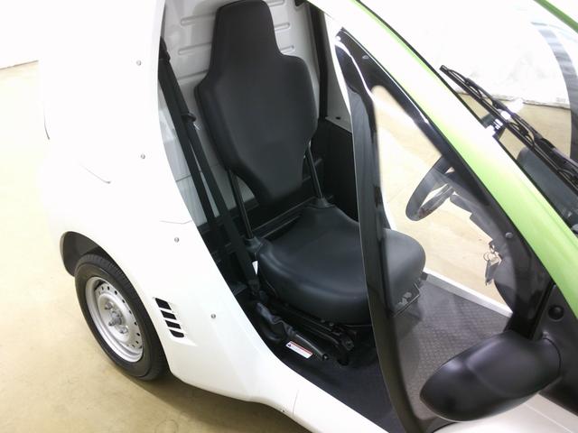 トヨタ コムス B・COMデリバリー サイドバイザー ハイビームスイッチ フロントディスクブレーキ 10メートル充電ケーブル 電気自動車 1人乗り 100V充電 ミニカー(21枚目)