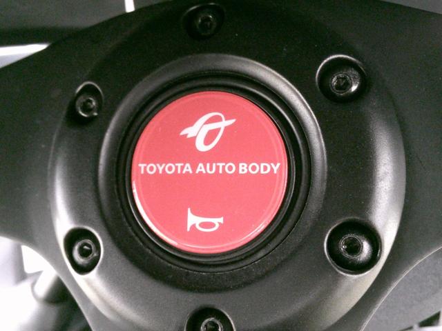 トヨタ 　コムス　Ｂ・ＣＯＭデリバリー　サイドバイザー　ハイビームスイッチ　フロントディスクブレーキ　１０メートル充電ケーブル　１００Ｖ充電　１人乗り　電気自動車　ミニカー（12枚目）