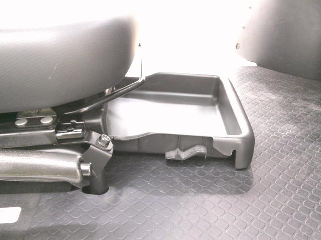 トヨタ 　コムス　Ｂ・ＣＯＭデリバリー　サイドバイザー　ハイビームスイッチ　フロントディスクブレーキ　１０メートル充電ケーブル　１００Ｖ充電　１人乗り　電気自動車　ミニカー（24枚目）