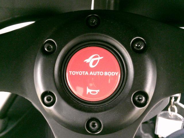 トヨタ 　コムス　Ｂ・ＣＯＭデリバリー　サイドバイザー　ハイビームスイッチ　フロントディスクブレーキ　１０メートル充電ケーブル　電気自動車　１人乗り　１００Ｖ充電　ミニカー（20枚目）