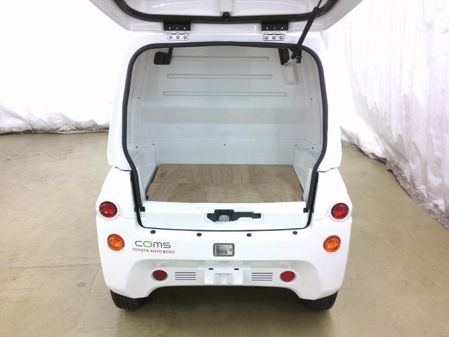 トヨタ 　コムス　Ｂ・ＣＯＭデリバリー　サイドバイザー　ハイビームスイッチ　フロントディスクブレーキ　１０メートル充電ケーブル　電気自動車　１人乗り　１００Ｖ充電　ミニカー（27枚目）