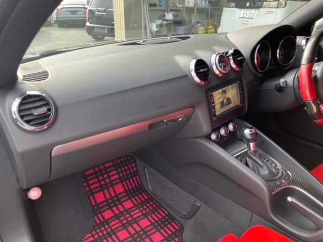 ＴＴクーペ １．８ＴＦＳＩ　ドライブレコーダー　ＥＴＣ　バックカメラ　社外マフラー　純正ナビ　フルセグＴＶ　バックカメラ　ドラレコ　ＡＴ　ＨＩＤ　レカロシート　ＲＡＹＳ１９インチアルミ　ブレンボキャリパー（26枚目）