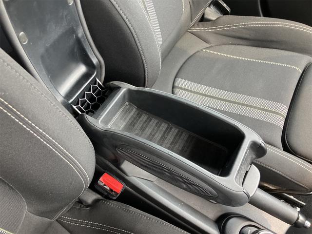 ＭＩＮＩ クーパーＳ　ジョンクーパーワークスパッケージ　ＥＴＣ　ナビ　オートクルーズコントロール　アルミホイール　オートライト　ＨＩＤ　ターボ　ＡＴ　盗難防止システム　ＡＢＳ　ＥＳＣ　ＵＳＢ　ミュージックプレイヤー接続可（49枚目）