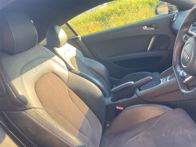 TTクーペ 1.8TFSI Sラインコンペティション 110台限定車 キセノン キーレス アルカンタラハーフレザーシート ナビ TV CVT オートライト 電動格納ミラー アルミホイール ESC CD DVD再生 USB Bluetooth(41枚目)