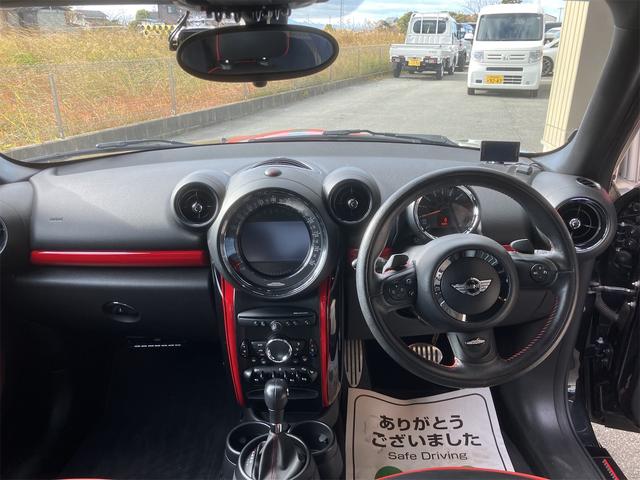 MINI ジョンクーパーワークス クロスオーバー 4WD ドライブレコーダー ETC バックカメラ ナビ TV クリアランスソナー オートクルーズコントロール アルミホイール キーレスエントリー シートヒーター HID AT 盗難防止システム ABS(2枚目)