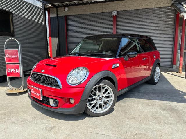 クーパーＳ　クラブマン　ＪＣＷ１７インチ　ナビ　フルセグ地デジ　バックカメラ　ＥＴＣ(2枚目)