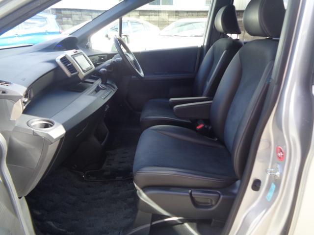 フリードスパイクハイブリッド ジャストセレクション　ＴＯＹＯ製新品タイヤ付　社外ナビゲーション　フルセグテレビ　バックカメラ　両側パワースライドドア　キセノンヘッドライト　ビルトインＥＴＣ　スマートキー　ハーフレザーシート（24枚目）