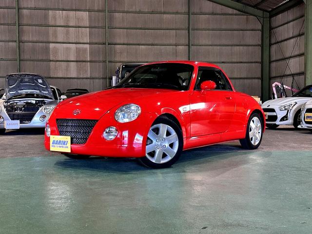 コペン アクティブトップ　５ＭＴ　ＥＴＣ　Ｇパッケージ　オプションウッドＭＯＭＯステアリング　オプションウッドシフトノブ　純正シートヒーター　純正ＨＩＤヘッドライト　専門店整備済み　室内展示車両（2枚目）