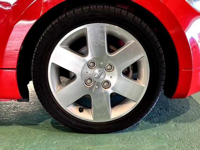 コペン アクティブトップ　５ＭＴ　ＥＴＣ　Ｇパッケージ　オプションウッドＭＯＭＯステアリング　オプションウッドシフトノブ　純正シートヒーター　純正ＨＩＤヘッドライト　専門店整備済み　室内展示車両（18枚目）