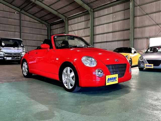 コペン アクティブトップ　５ＭＴ　ＥＴＣ　Ｇパッケージ　オプションウッドＭＯＭＯステアリング　オプションウッドシフトノブ　純正シートヒーター　純正ＨＩＤヘッドライト　専門店整備済み　室内展示車両（40枚目）