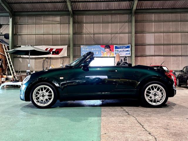 コペン タンレザーエディション　４ＡＴ　ＥＴＣ　社外１５インチアルミ　社外ＬＥＤヘッドライト＆ＬＥＤフォグライト　社外前後ストラットタワーバー　純正タンカラー内装　シートヒーター　純正ウッド内装　専門店整備済み　室内展示車両（35枚目）