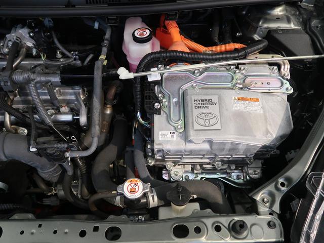 クロスオーバー グラム セーフティセンス 禁煙車 純正ナビ 全方位モニター Bluetooth再生 フルセグ ETC2.0 シートヒーター LEDヘッド&フォグライト スマートキー&プッシュスタート 1オーナー(19枚目)