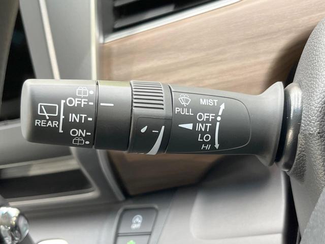G 両側電動スライドドア ホンダセンシング 登録済み未使用車 アダプティブクルーズ バックカメラ シートヒーター レーンアシスト 踏み間違い防止 スマートキー ロールサンシェード ステアリングスイッチ(24枚目)