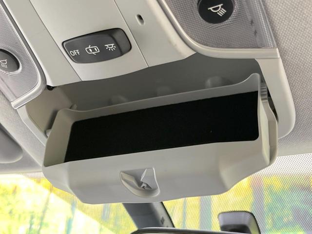 S 純正9インチナビ 禁煙車 バックカメラ ETC Bluetooth フルセグ LEDヘッド&フォグ 革巻きステアリング 15インチアルミ スマートキー オートライト オートエアコン バニティミラー(39枚目)
