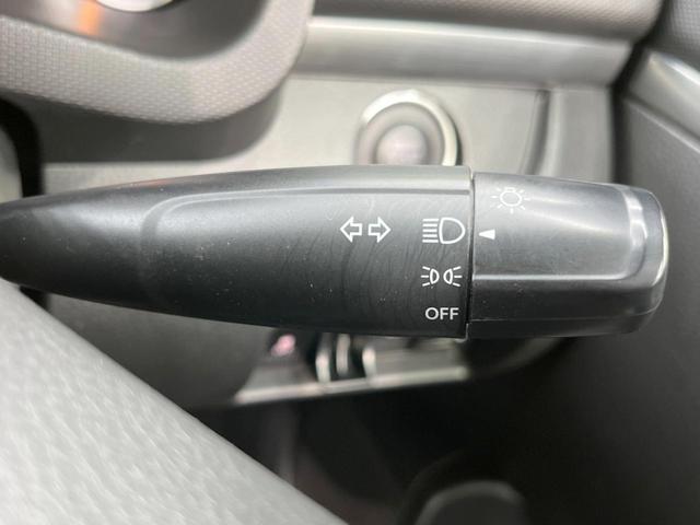 ベースグレード MT 禁煙車 ETC クルーズコントロール スマートキー オートエアコン 革巻きステアリング ステアリングスイッチ 17インチアルミホイール フォグライト CD再生 盗難防止システム 横滑防止装置(24枚目)