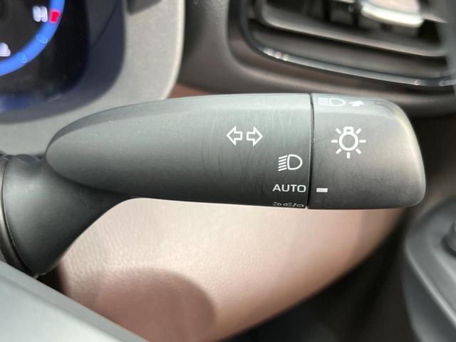 Z 禁煙車 トヨタセーフティセンス ディスプレイオーディオ Bluetooth再生 バックモニター レーダークルーズコントロール LEDヘッド フルセグTV シートヒーター(43枚目)