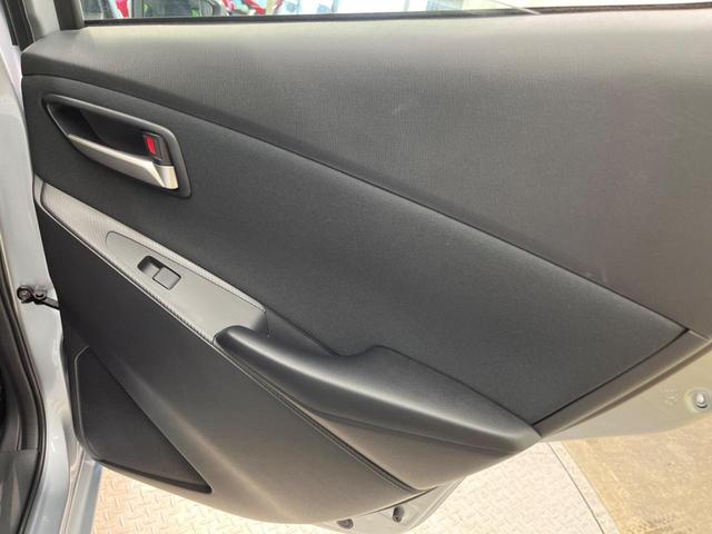 15S 衝突軽減ブレーキ 禁煙車 マツダコネクト バックカメラ Bluetooth再生 ETC LEDヘッドライト スマートキー&プッシュスタート レーンアシスト 踏み間違い防止 オートハイビーム(32枚目)