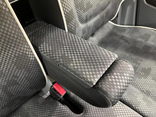 G 禁煙車 SDナビ 衝突軽減装置 踏み間違い防止 スマートキー ETC シートヒーター アイドリングストップ シートアンダーボックス バニティミラー 横滑り防止装置 プライバシーガラス 盗難防止装置(32枚目)