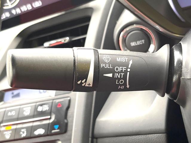 α 禁煙車 6速MT センターディスプレイ Bluetooth クルコン ETC スマートキー LEDヘッドライト オートライト オートエアコン 純正16インチアルミ(31枚目)