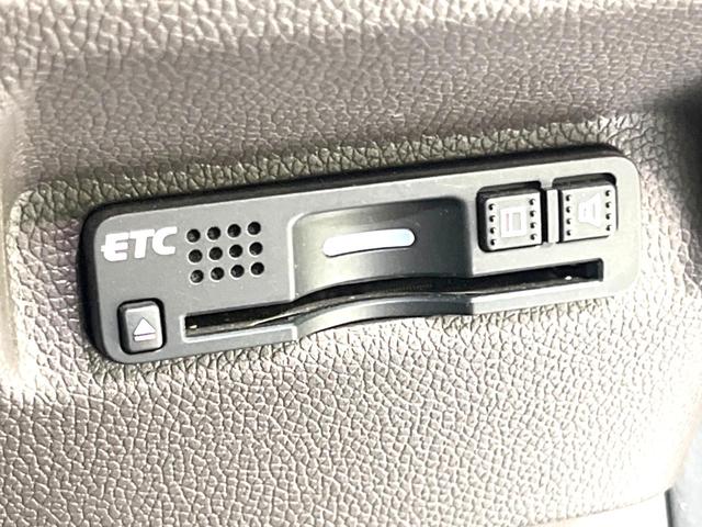 Ｇ・ホンダセンシング　両側電動ドア　ホンダセンシング　純正ナビ　バックカメラ　Ｂｌｕｅｔｏｏｔｈ　フルセグＴＶ　ＥＴＣ　ＬＥＤヘッド　クルーズコントロール　レーンキープ　スマートキー　ＤＶＤ再生　ＣＤ　盗難防止システム(7枚目)