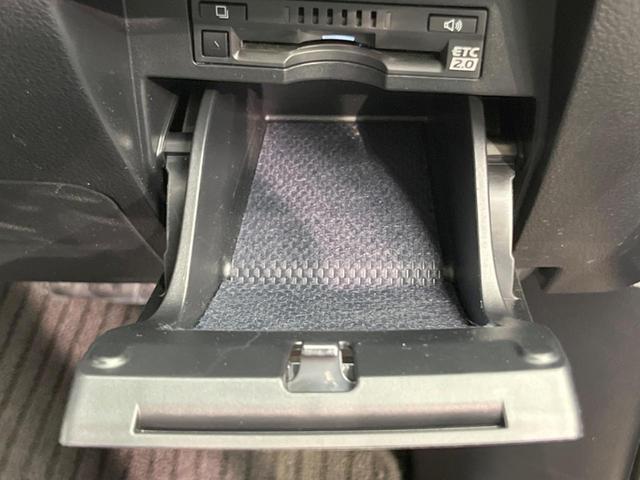 アルファード ２．５Ｓ　Ｃパッケージ　禁煙車　サンルーフ　デジタルインナーミラー　両側電動　Ｂｌｕｅｔｏｏｔｈ再生　シートベンチレーション　ブラインドスポットモニター　パワーバックドア　ＥＴＣ　バックモニター（40枚目）