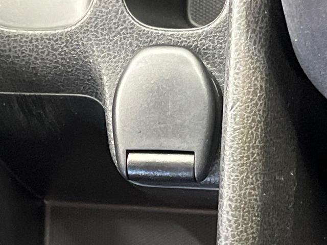 ノート Ｓ　ナビ　バックカメラ　衝突被害軽減システム　禁煙車　ドラレコ　ＥＴＣ　Ｂｌｕｅｔｏｏｔｈ　ＣＤ　地デジ　アイドリングストップ　横滑り防止機能　オートライト　エアコン（67枚目）