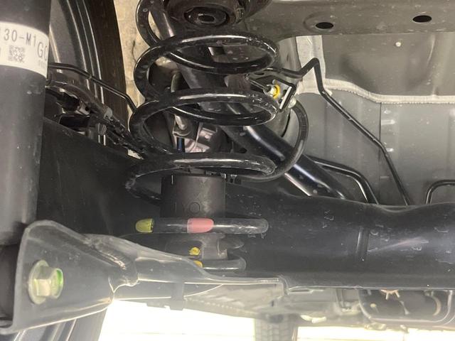 Ｎ－ＢＯＸ ベースグレード　電動スライドドア　衝突被害軽減システム　レーダークルーズ　禁煙車　コーナーセンサー　スマートキー　ＬＥＤヘッド　オートハイビーム　車線逸脱警報　オートライト　オートエアコン　ＣＤ（21枚目）