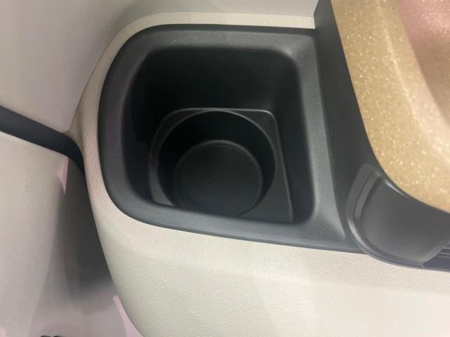 Ｎ－ＢＯＸ ベースグレード　電動スライドドア　衝突被害軽減システム　レーダークルーズ　禁煙車　コーナーセンサー　スマートキー　ＬＥＤヘッド　オートハイビーム　車線逸脱警報　オートライト　オートエアコン　ＣＤ（55枚目）