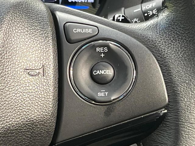 ヴェゼル ハイブリッドＸ　ナビ　シティブレーキアクティブシステム　禁煙車　スマートキー　ＬＥＤヘッド　ＥＴＣ　クルコン　オートライト　オートエアコン　１６インチＡＷ　Ｂｌｕｅｔｏｏｔｈ　ＣＤ／ＤＶＤ再生　バニティミラー（6枚目）