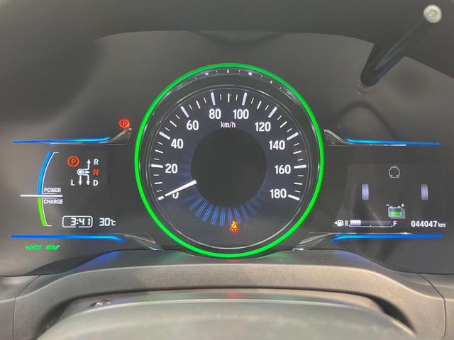 ヴェゼル ハイブリッドＸ　ナビ　シティブレーキアクティブシステム　禁煙車　スマートキー　ＬＥＤヘッド　ＥＴＣ　クルコン　オートライト　オートエアコン　１６インチＡＷ　Ｂｌｕｅｔｏｏｔｈ　ＣＤ／ＤＶＤ再生　バニティミラー（30枚目）