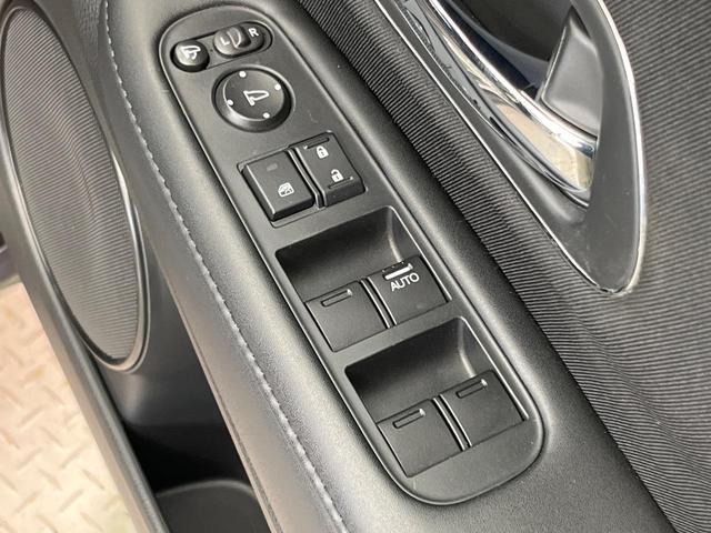 ヴェゼル ハイブリッドＸ　ナビ　シティブレーキアクティブシステム　禁煙車　スマートキー　ＬＥＤヘッド　ＥＴＣ　クルコン　オートライト　オートエアコン　１６インチＡＷ　Ｂｌｕｅｔｏｏｔｈ　ＣＤ／ＤＶＤ再生　バニティミラー（47枚目）