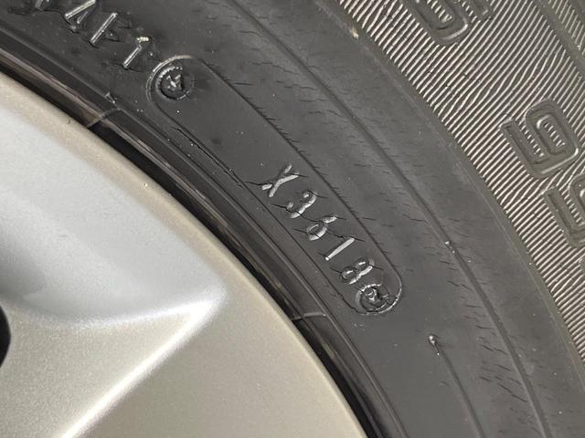 ヴェゼル ハイブリッドＸ　ナビ　シティブレーキアクティブシステム　禁煙車　スマートキー　ＬＥＤヘッド　ＥＴＣ　クルコン　オートライト　オートエアコン　１６インチＡＷ　Ｂｌｕｅｔｏｏｔｈ　ＣＤ／ＤＶＤ再生　バニティミラー（50枚目）