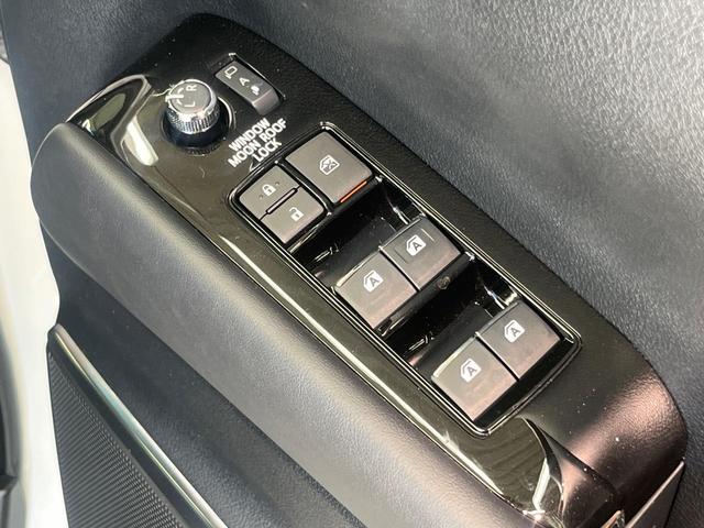 アルファード ２．５Ｓ　Ｃパッケージ　サンルーフ　両側電動ドア　純正１０インチナビ　バックカメラ　プリクラッシュセーフティ　１００Ｖ電源　レーダークルーズ　禁煙車　パワーバックドア　シートエアコン　シートヒーター　前後席パワーシート（70枚目）