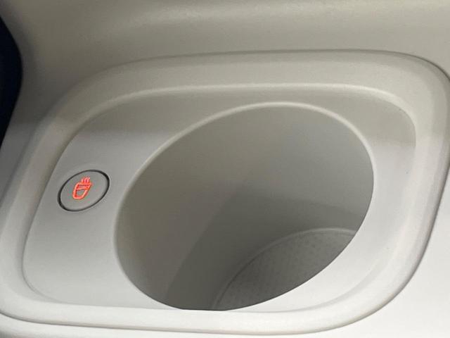 ムーヴキャンバス ストライプスＧ　ディスプレイオーデイィオ　両側電動ドア　バックカメラ　衝突被害軽減システム　禁煙車　コーナーセンサー　スマートキー　ＬＥＤヘッド　オートハイビーム　車線逸脱警報　Ｂｌｕｅｔｏｏｔｈ　フルセグ（62枚目）