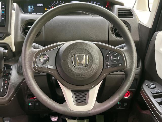 Ｎ－ＢＯＸ Ｌ　電動スライド　純正ナビ　バックカメラ　ホンダセンシング　レーダークルーズ　禁煙車　シートヒーター　コーナーセンサー　スマートキー　ＬＥＤヘッド　ＥＴＣ　オートマチックハイビーム　車線逸脱警報（11枚目）