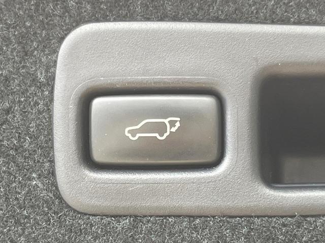 RX RX450h Fスポーツ 4WD サンルーフ 純正ナビ バックカメラ 100V電源 禁煙車 パワーバックドア ハーフレザーシート シートヒーター パワーシート コーナーセンサー スマートキー LEDヘッド ETC クルコン(6枚目)