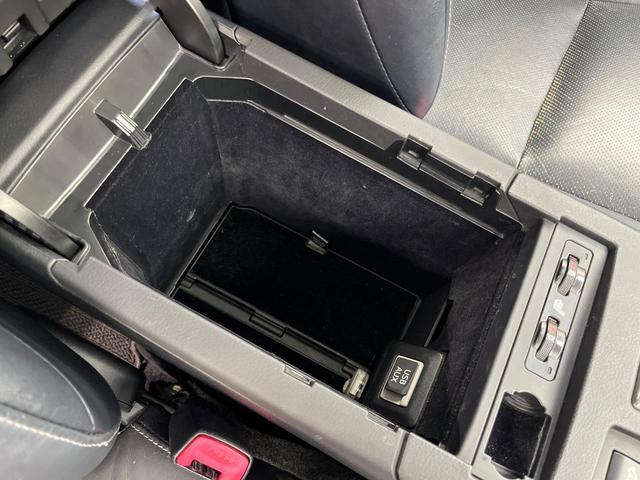 RX RX450h Fスポーツ 4WD サンルーフ 純正ナビ バックカメラ 100V電源 禁煙車 パワーバックドア ハーフレザーシート シートヒーター パワーシート コーナーセンサー スマートキー LEDヘッド ETC クルコン(49枚目)