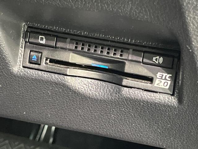 プリウスＰＨＶ Ａプレミアム　禁煙車　モデリスタ　１１．６型ナビ　衝突軽減　レーダークルーズ　ＢＳＭ　ＨＵＤ　パーキングアシスト　合皮レザー　パワーシート　シートヒーター　クリアランスソナー　モデリスタ１８インチＡＷ　ＡＣ１００Ｖ（7枚目）