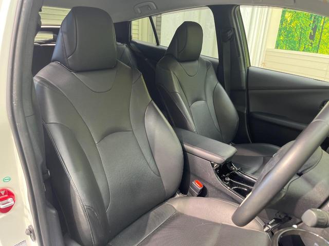 プリウスＰＨＶ Ａプレミアム　禁煙車　モデリスタ　１１．６型ナビ　衝突軽減　レーダークルーズ　ＢＳＭ　ＨＵＤ　パーキングアシスト　合皮レザー　パワーシート　シートヒーター　クリアランスソナー　モデリスタ１８インチＡＷ　ＡＣ１００Ｖ（8枚目）