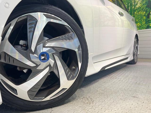 プリウスＰＨＶ Ａプレミアム　禁煙車　モデリスタ　１１．６型ナビ　衝突軽減　レーダークルーズ　ＢＳＭ　ＨＵＤ　パーキングアシスト　合皮レザー　パワーシート　シートヒーター　クリアランスソナー　モデリスタ１８インチＡＷ　ＡＣ１００Ｖ（13枚目）