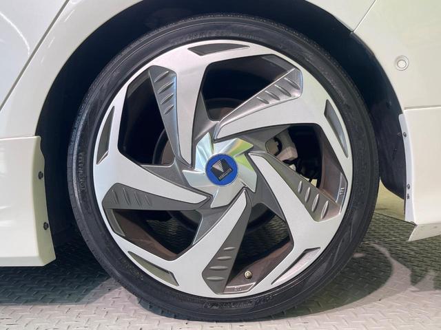 プリウスＰＨＶ Ａプレミアム　禁煙車　モデリスタ　１１．６型ナビ　衝突軽減　レーダークルーズ　ＢＳＭ　ＨＵＤ　パーキングアシスト　合皮レザー　パワーシート　シートヒーター　クリアランスソナー　モデリスタ１８インチＡＷ　ＡＣ１００Ｖ（29枚目）