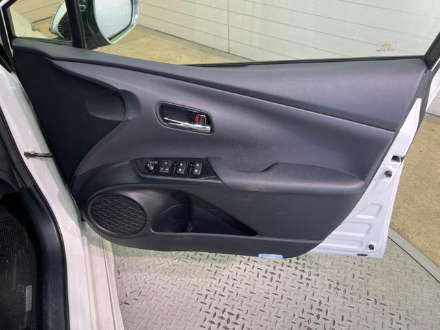 プリウスＰＨＶ Ａプレミアム　禁煙車　モデリスタ　１１．６型ナビ　衝突軽減　レーダークルーズ　ＢＳＭ　ＨＵＤ　パーキングアシスト　合皮レザー　パワーシート　シートヒーター　クリアランスソナー　モデリスタ１８インチＡＷ　ＡＣ１００Ｖ（43枚目）