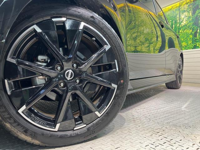 オーラ ニスモ 純正9インチナビ 全周囲カメラ エマージェンシーブレーキ プロパイロット 禁煙車 ハーフレザーシート コーナーセンサー スマートキー LEDヘッド ETC オートマチックハイビーム 車線逸脱警報(13枚目)