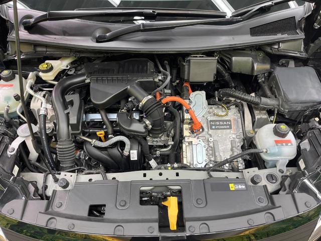 オーラ ニスモ 純正9インチナビ 全周囲カメラ エマージェンシーブレーキ プロパイロット 禁煙車 ハーフレザーシート コーナーセンサー スマートキー LEDヘッド ETC オートマチックハイビーム 車線逸脱警報(18枚目)