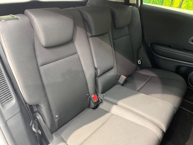 ヴェゼル ハイブリッドX・ホンダセンシング 純正ナビ バックカメラ ホンダセンシング レーダークルーズ 禁煙車 スマートキー LEDヘッド ETC 車線逸脱警報 誤発進抑制機能 オートライト デュアルオートエアコン Bluetooth(9枚目)