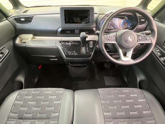 デリカミニ T プレミアム 届出済未使用車 両側電動ドア 全周囲カメラ e-Assist レーダークルーズ 禁煙車 ハーフレザーシート シートヒーター コーナーセンサー スマートキー LEDヘッド ETC 車線逸脱警報(2枚目)