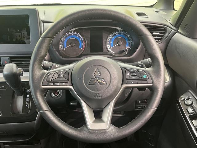 デリカミニ T プレミアム 届出済未使用車 両側電動ドア 全周囲カメラ e-Assist レーダークルーズ 禁煙車 ハーフレザーシート シートヒーター コーナーセンサー スマートキー LEDヘッド ETC 車線逸脱警報(11枚目)