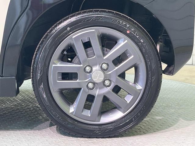 デリカミニ T プレミアム 届出済未使用車 両側電動ドア 全周囲カメラ e-Assist レーダークルーズ 禁煙車 ハーフレザーシート シートヒーター コーナーセンサー スマートキー LEDヘッド ETC 車線逸脱警報(13枚目)