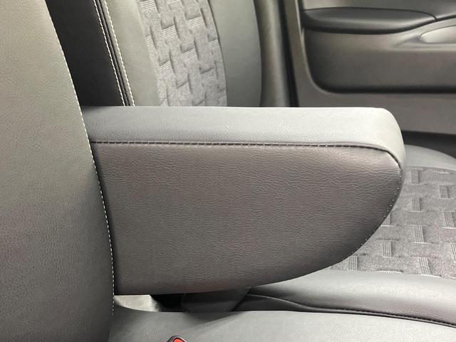 デリカミニ T プレミアム 届出済未使用車 両側電動ドア 全周囲カメラ e-Assist レーダークルーズ 禁煙車 ハーフレザーシート シートヒーター コーナーセンサー スマートキー LEDヘッド ETC 車線逸脱警報(41枚目)