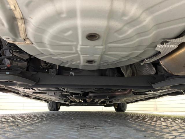 ノート ニスモ 純正ナビ バックカメラ エマージェンシーブレーキ 禁煙車 コーナーセンサー スマートキー LEDヘッド ETC オートマチックハイビーム 車線逸脱警報 誤発進抑制機能 オートライト オートエアコン(19枚目)